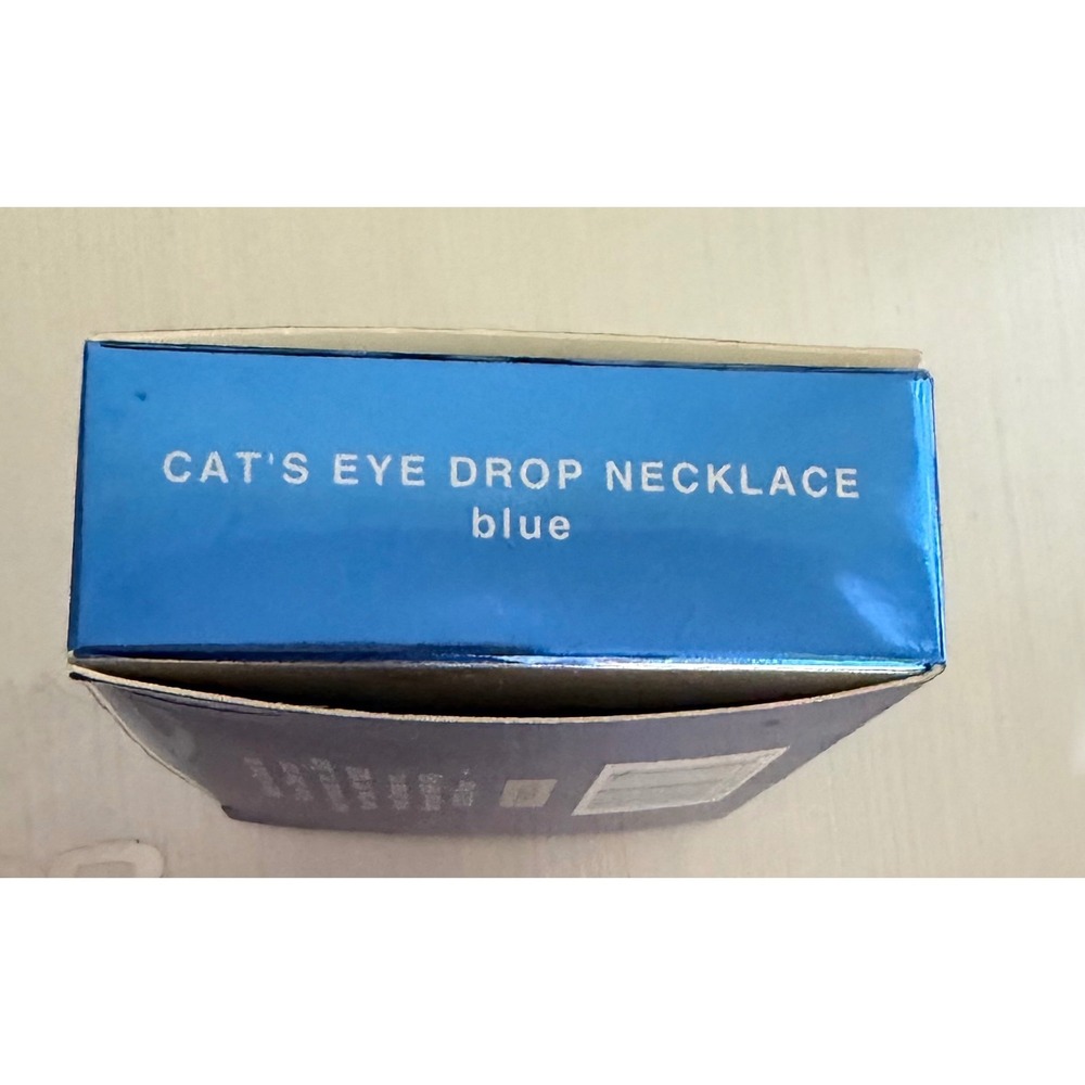 Vtg Avon Blue‎ Cat's Eye Drop Necklace Silver Tone Chain Pendant Jewelry Gift - Picture 3 of 3